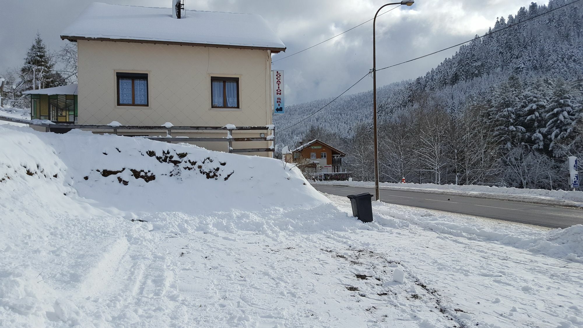 Gite De L'Ours La Bresse Exterior photo